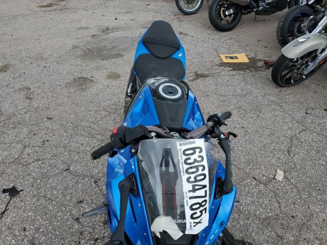 2024 SUZUKI GSX800 F JS1EM13B6R7102124