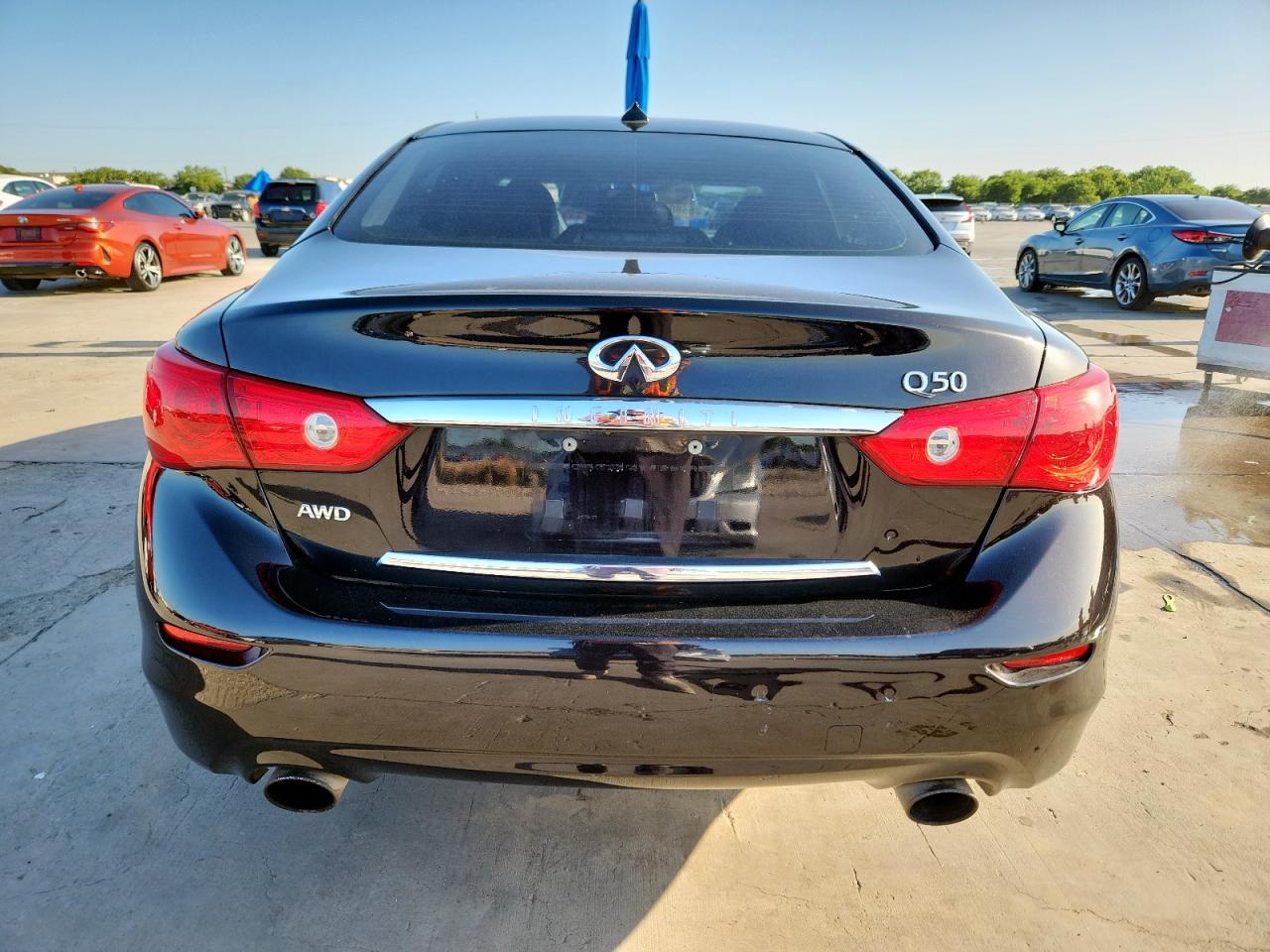INFINITI Q50 PREMIUM