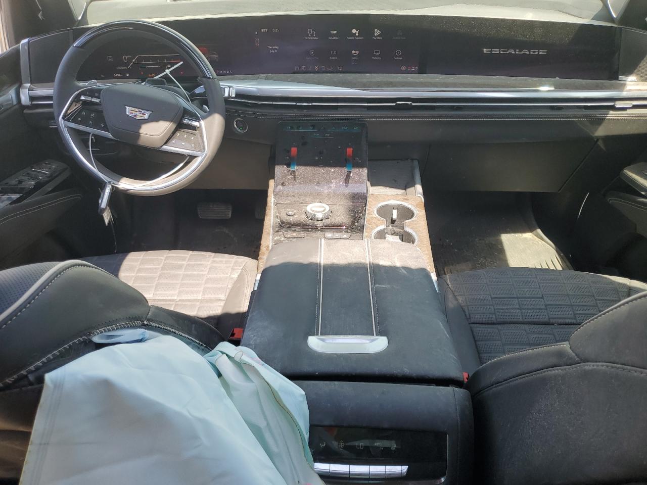 CADILLAC ESCALADE SPORT PLATINUM