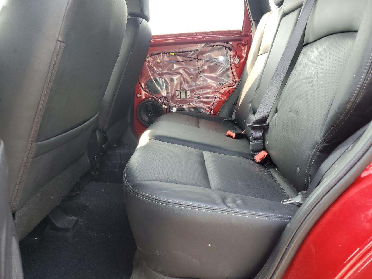 MITSUBISHI OUTLANDER SE