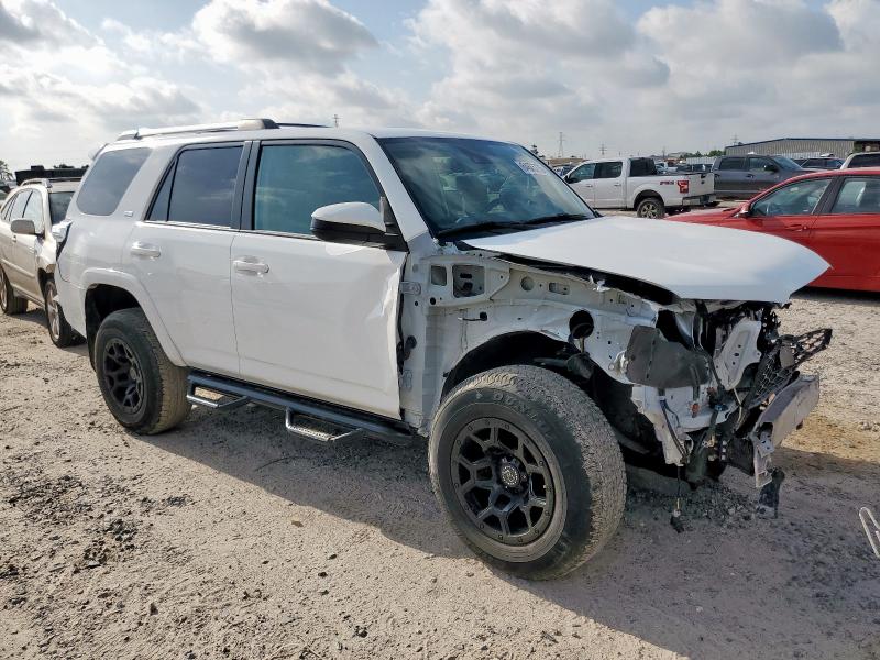 2022 TOYOTA 4RUNNER SR - JTEEU5JR5N5258539