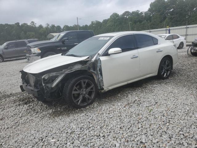 NISSAN MAXIMA S