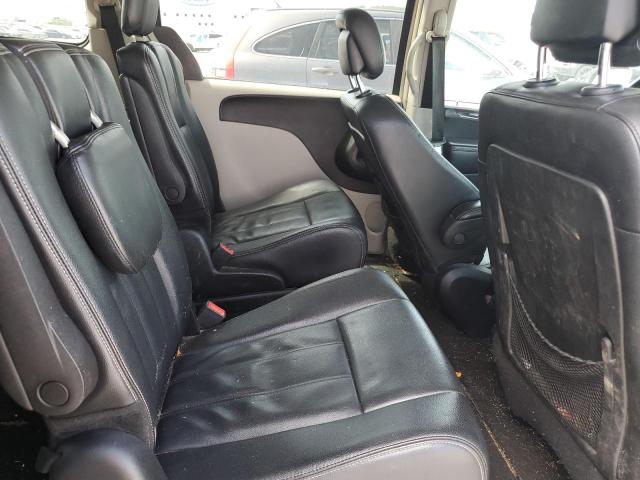 2014 CHRYSLER TOWN & COU - 2C4RC1BG9ER132119