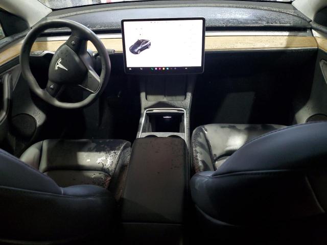 2024 TESLA MODEL Y 7SAYGAEE1RF005587