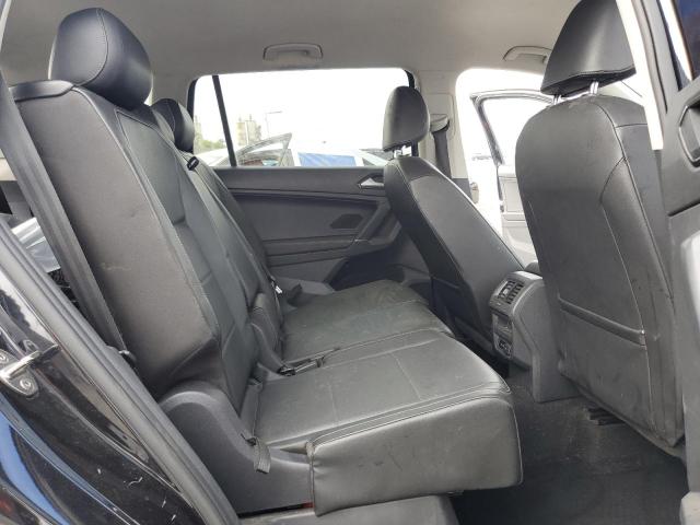 2018 VOLKSWAGEN TIGUAN SE 3VV3B7AXXJM209824