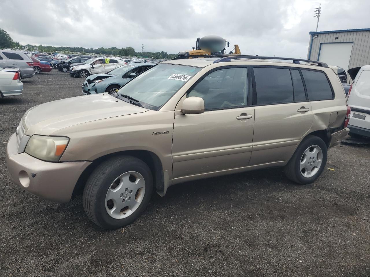  Salvage Toyota Highlander