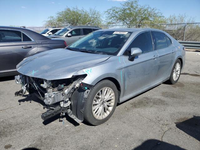 TOYOTA CAMRY XLE