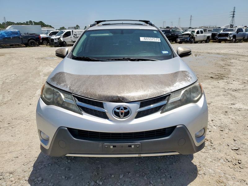 2015 TOYOTA RAV4 XLE 2T3WFREV1FW139026