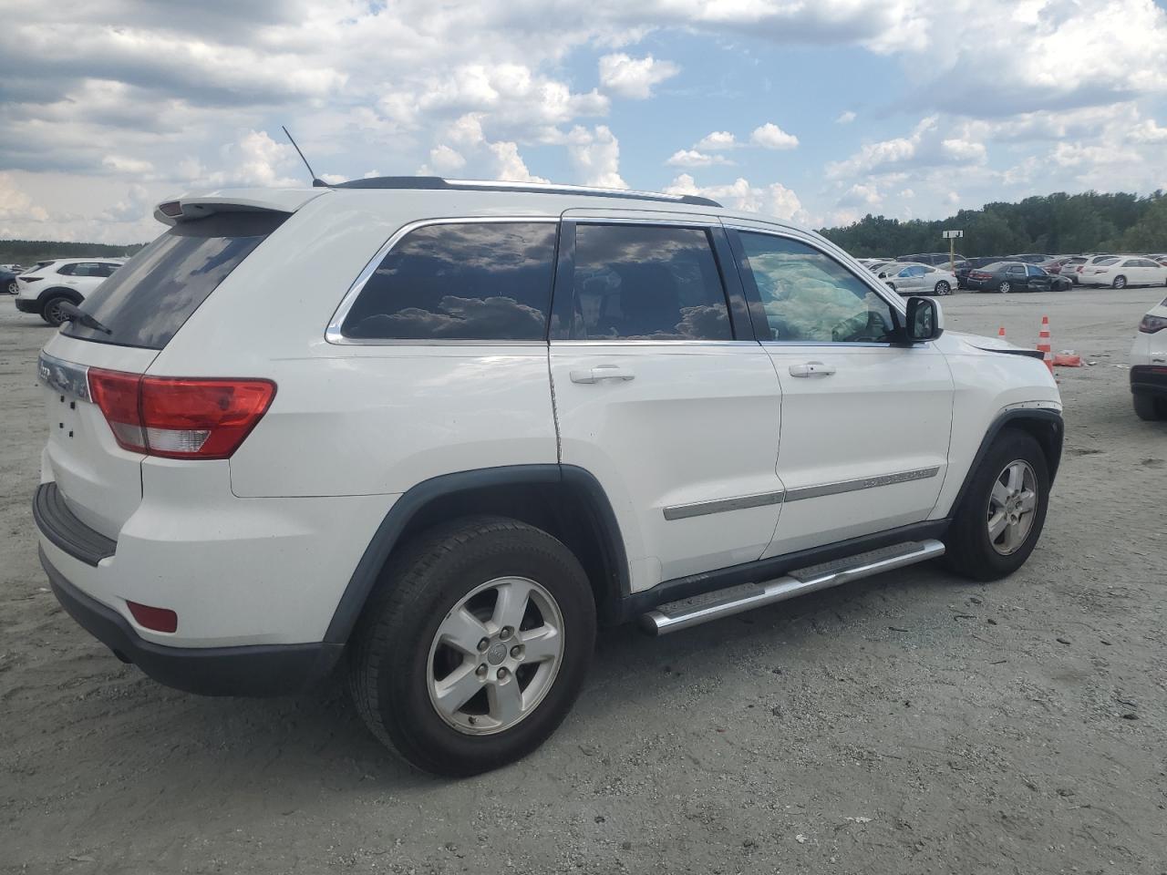 JEEP GRAND CHEROKEE LAREDO