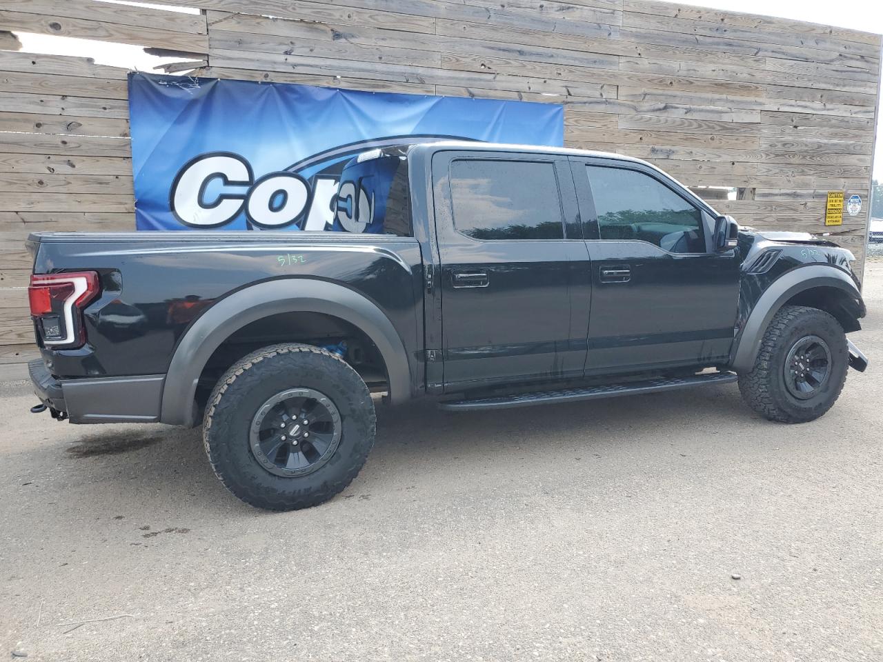 FORD F-150 RAPTOR