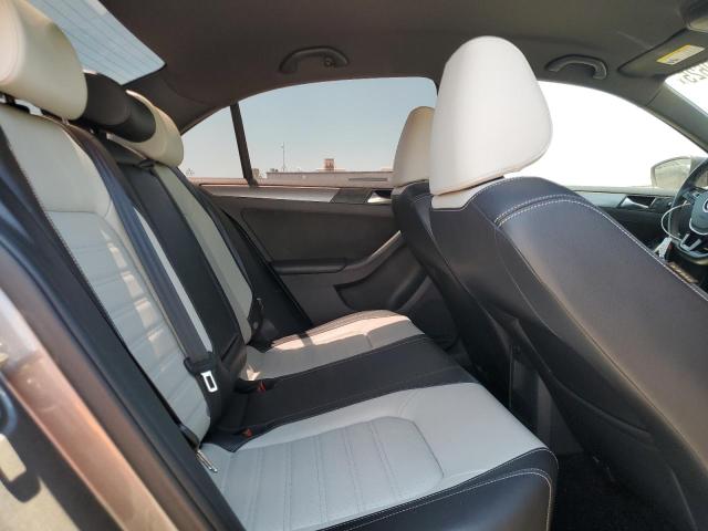2016 VOLKSWAGEN JETTA SPOR - 3VWD17AJ5GM389138