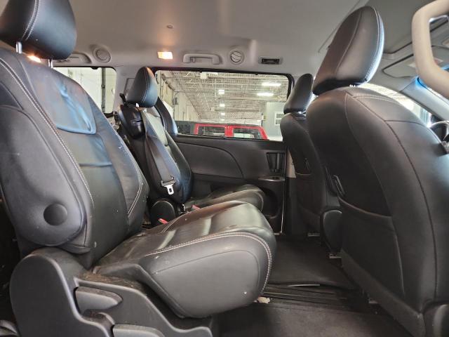 2016 TOYOTA SIENNA SE 5TDXK3DC4GS746604