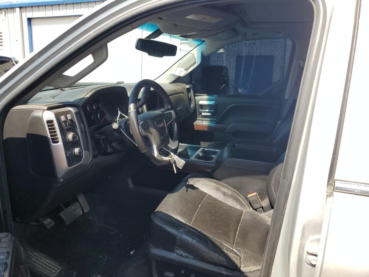 GMC SIERRA K2500 SLT