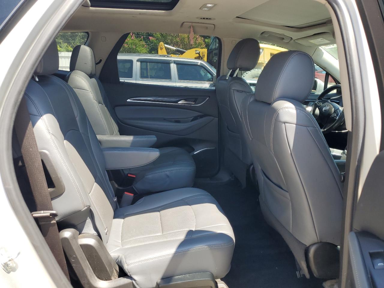 BUICK ENCLAVE ESSENCE