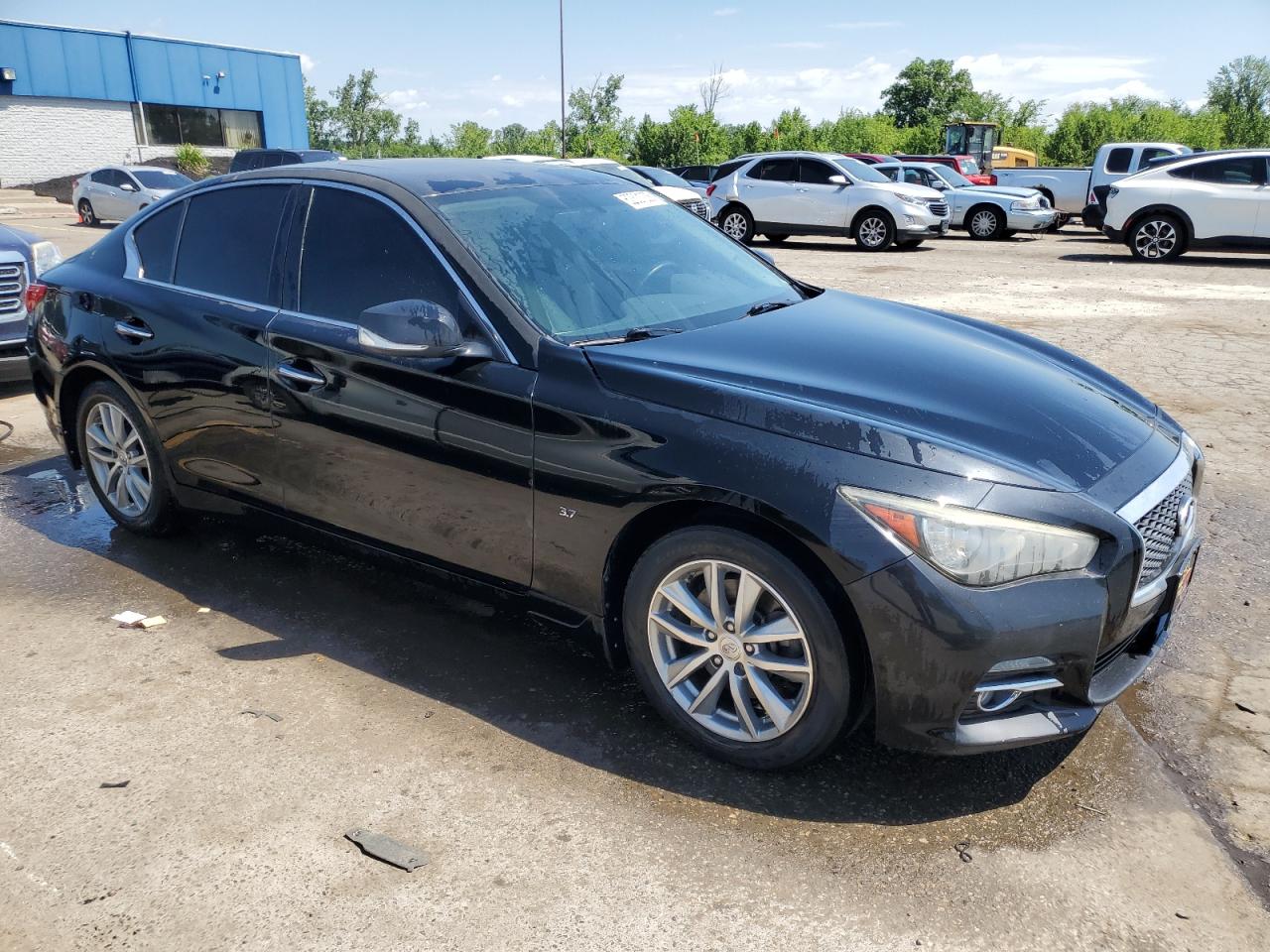 INFINITI Q50 BASE