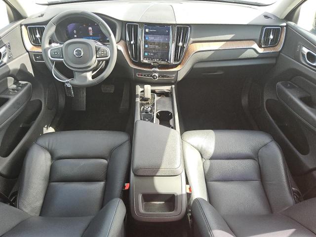 2022 VOLVO XC60 B5 MO YV4L12RK2N1986656