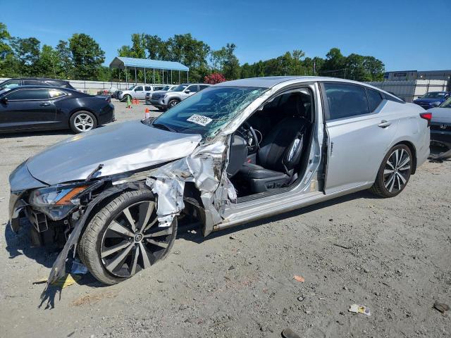 NISSAN ALTIMA SR