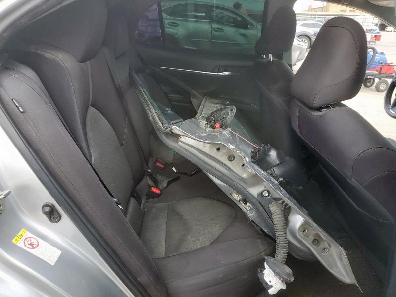 2018 TOYOTA CAMRY L 4T1B11HK7JU055309