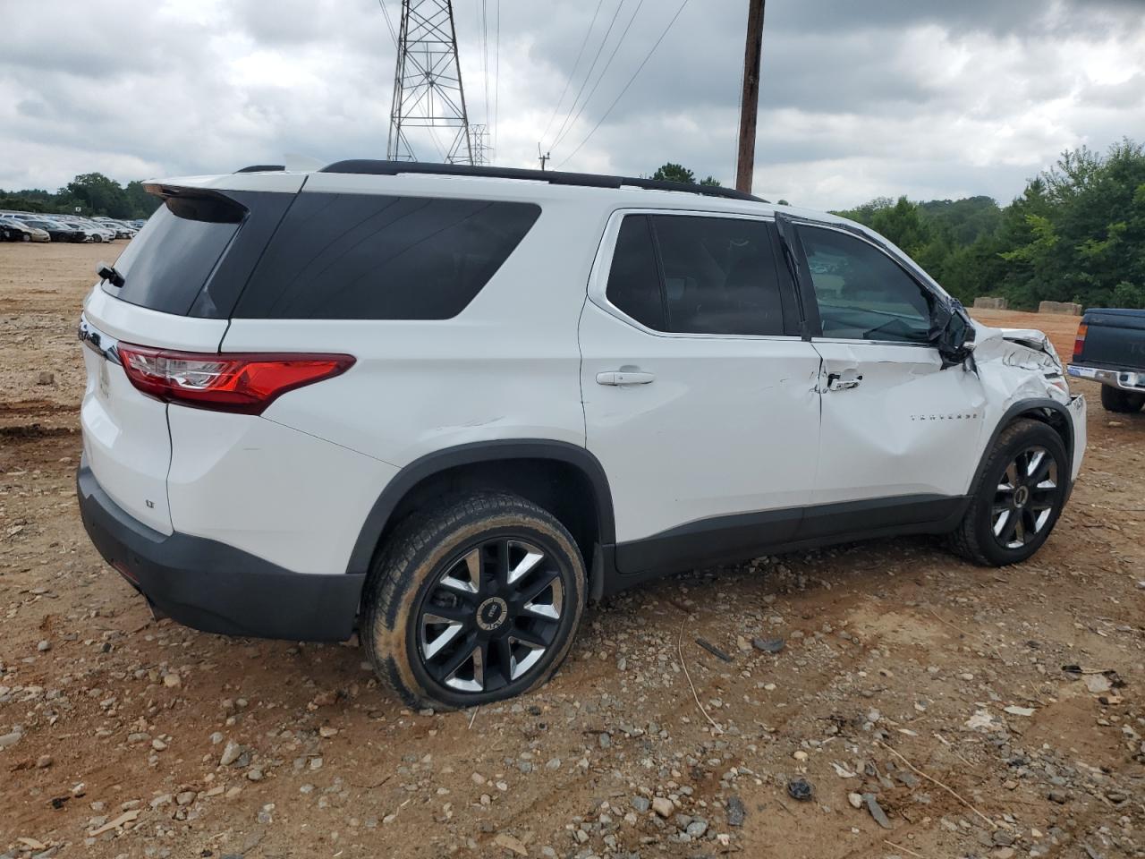 CHEVROLET TRAVERSE LT