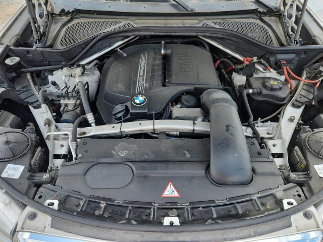 2015 BMW X5 XDRIVE3 5UXKR0C57F0K69755