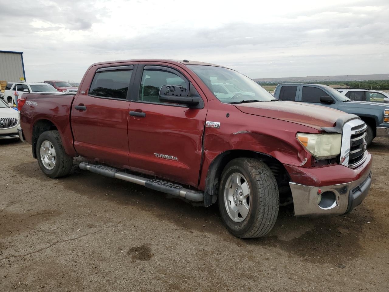 TOYOTA TUNDRA CREWMAX SR5