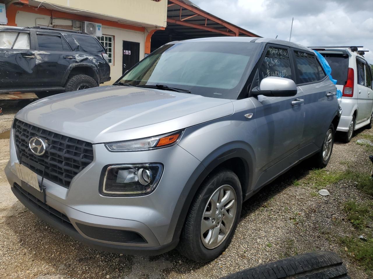 HYUNDAI VENUE SE