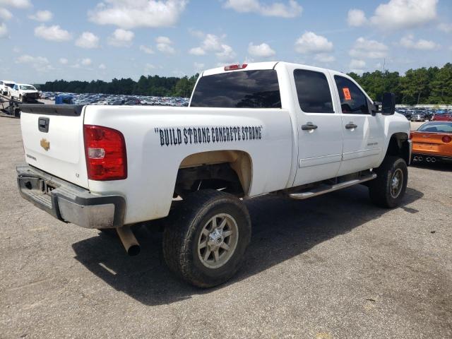 CHEVROLET SILVERADO 2011 white crew pic diesel 1GC1KXC87BF120239 photo #4