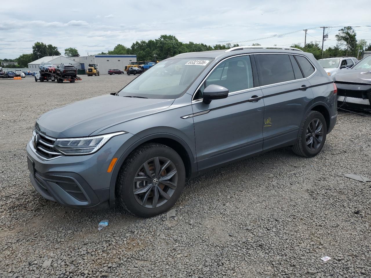 VOLKSWAGEN TIGUAN SE