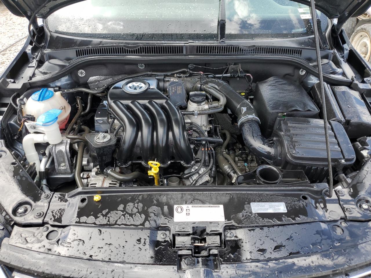 VOLKSWAGEN JETTA BASE