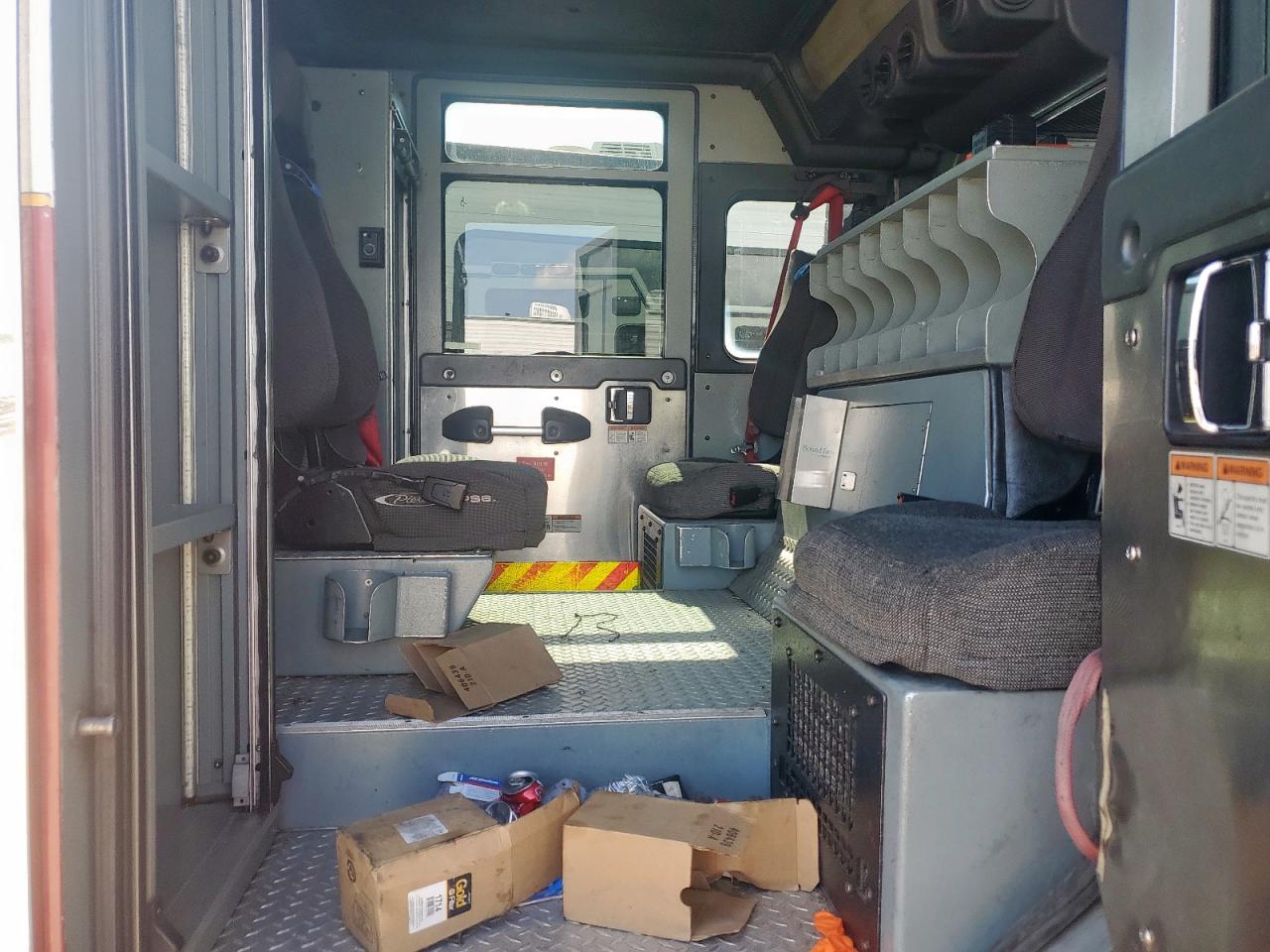 Lot #3232151562 2010 PIERCE MFG. INC. PIERCE