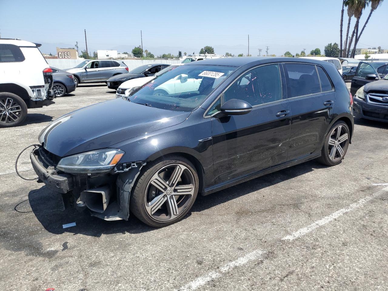 VOLKSWAGEN GOLF R