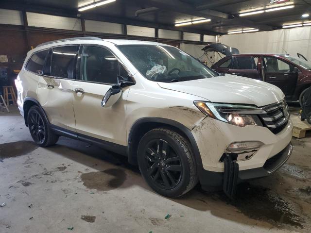 2018 HONDA PILOT TOUR 5FNYF6H93JB063488