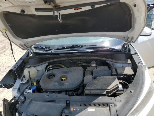 2018 HYUNDAI TUCSON SE KM8J23A47JU682284