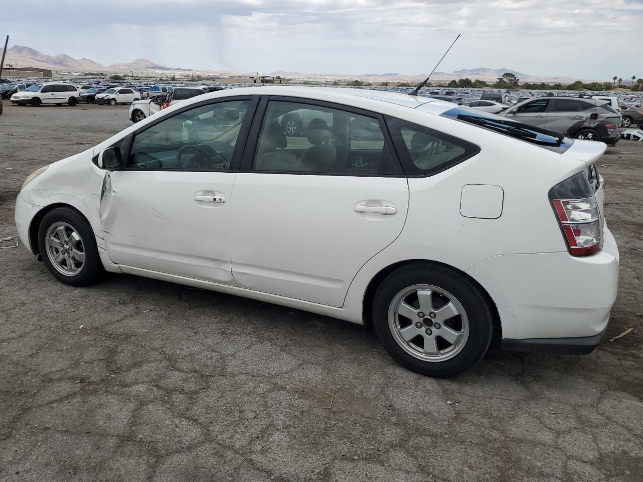 Lot #3247256577 2005 TOYOTA PRIUS
