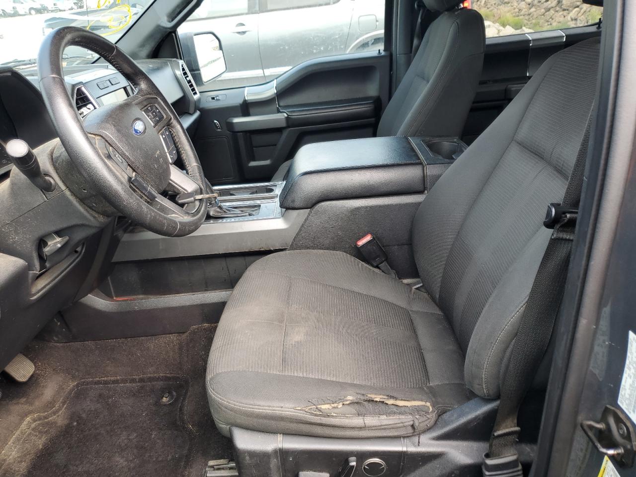 FORD F-150 SUPERCREW