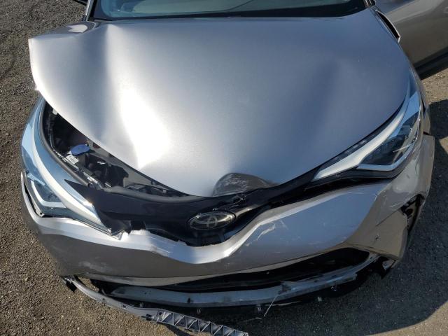 2020 TOYOTA C-HR XLE #3287604036