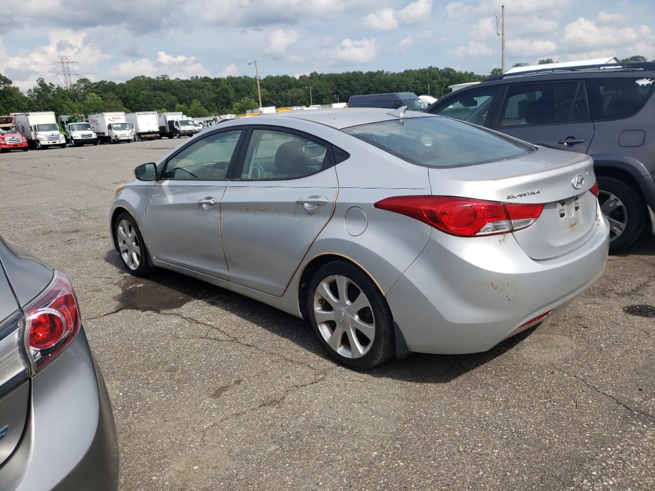 Hyundai Elantra gl 2013