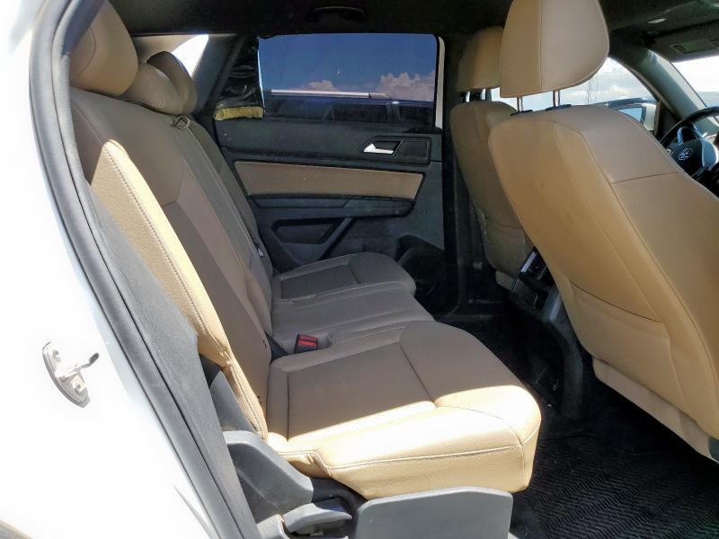 2020 VOLKSWAGEN ATLAS CROS 1V24C2CA0LC214173