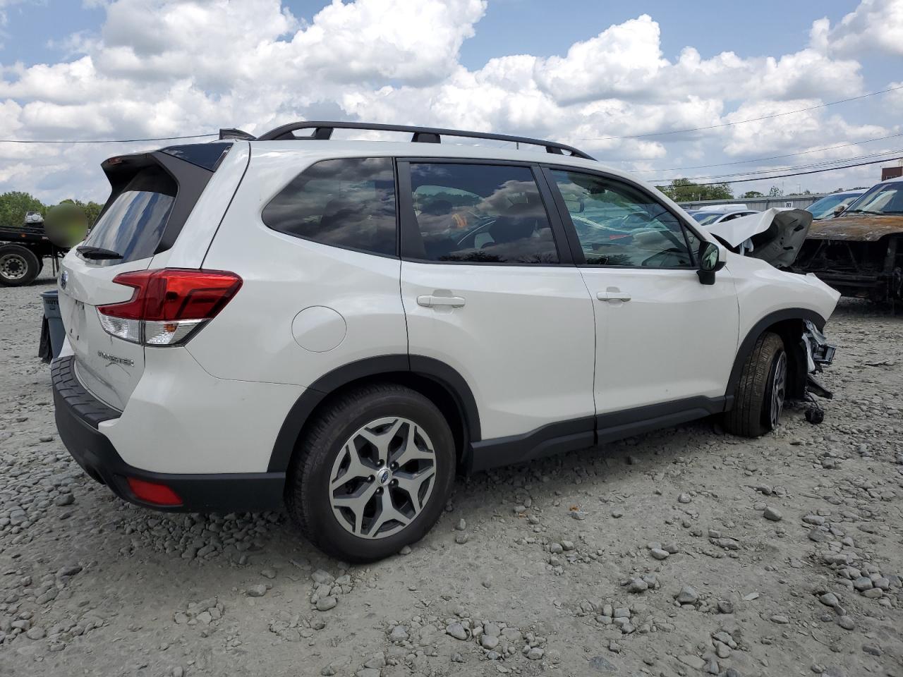 SUBARU FORESTER PREMIUM