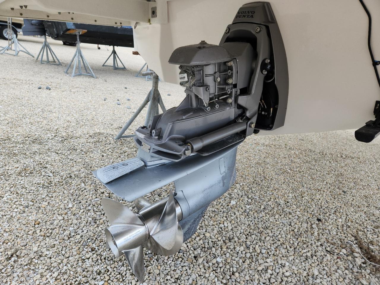 Lot #3225478000 2020 REGAL BOAT