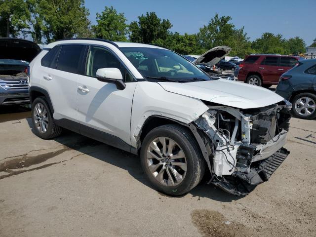 2019 TOYOTA RAV4 XLE P - JTMA1RFV2KD028256