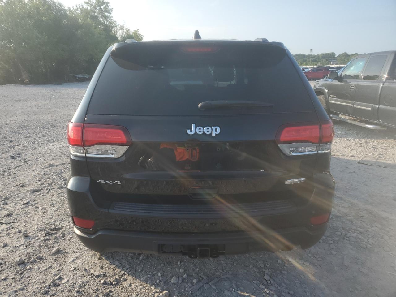 JEEP GRAND CHEROKEE LAREDO