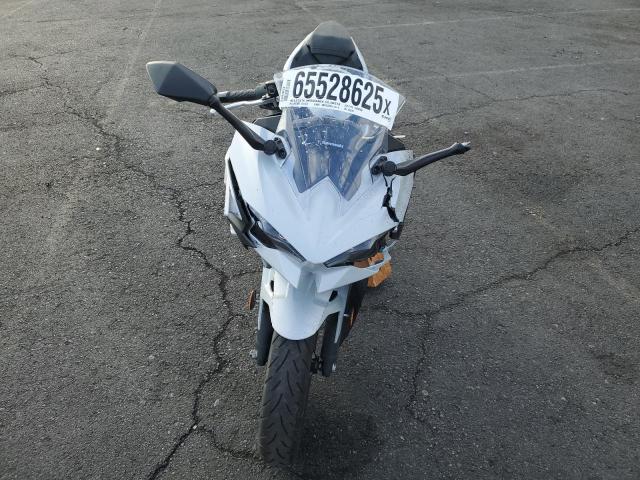 2025 KAWASAKI EX500 H ML5EXGH1XSDA55930