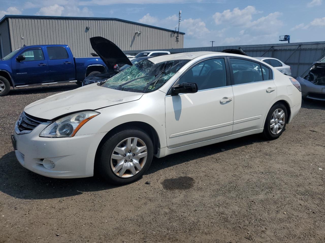 NISSAN ALTIMA BASE