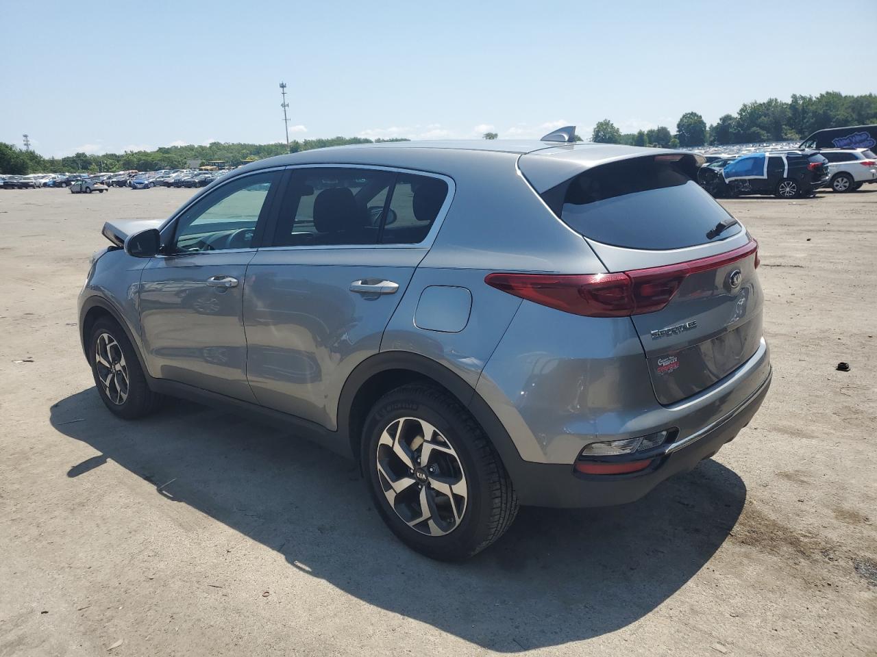 KIA SPORTAGE LX
