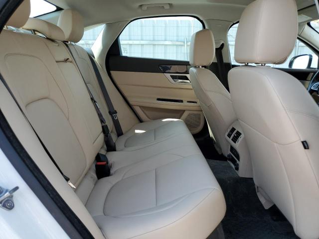 2018 JAGUAR XF PREMIUM SAJBJ4FX1JCY57480