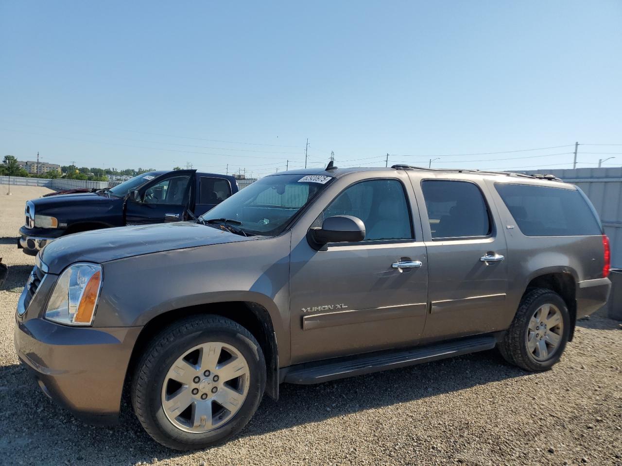 GMC YUKON K1500 SLT