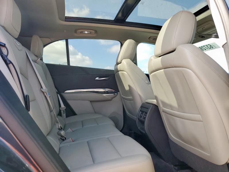 2020 CADILLAC XT4 LUXURY 1GYAZAR42LF028352