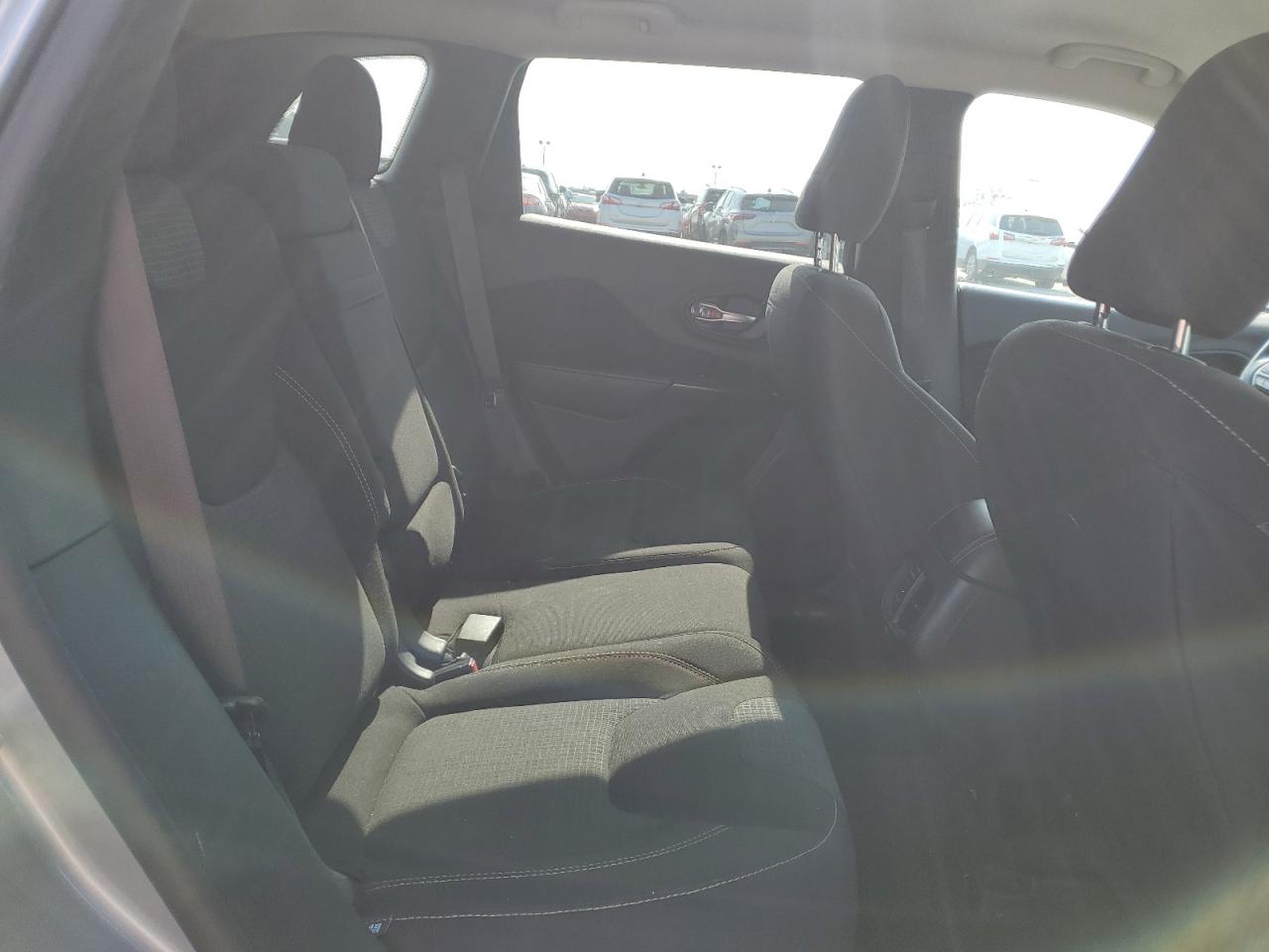 JEEP GRAND CHEROKEE LATITUDE