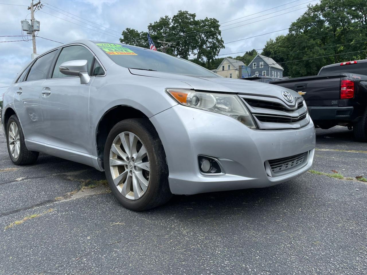 TOYOTA VENZA LE